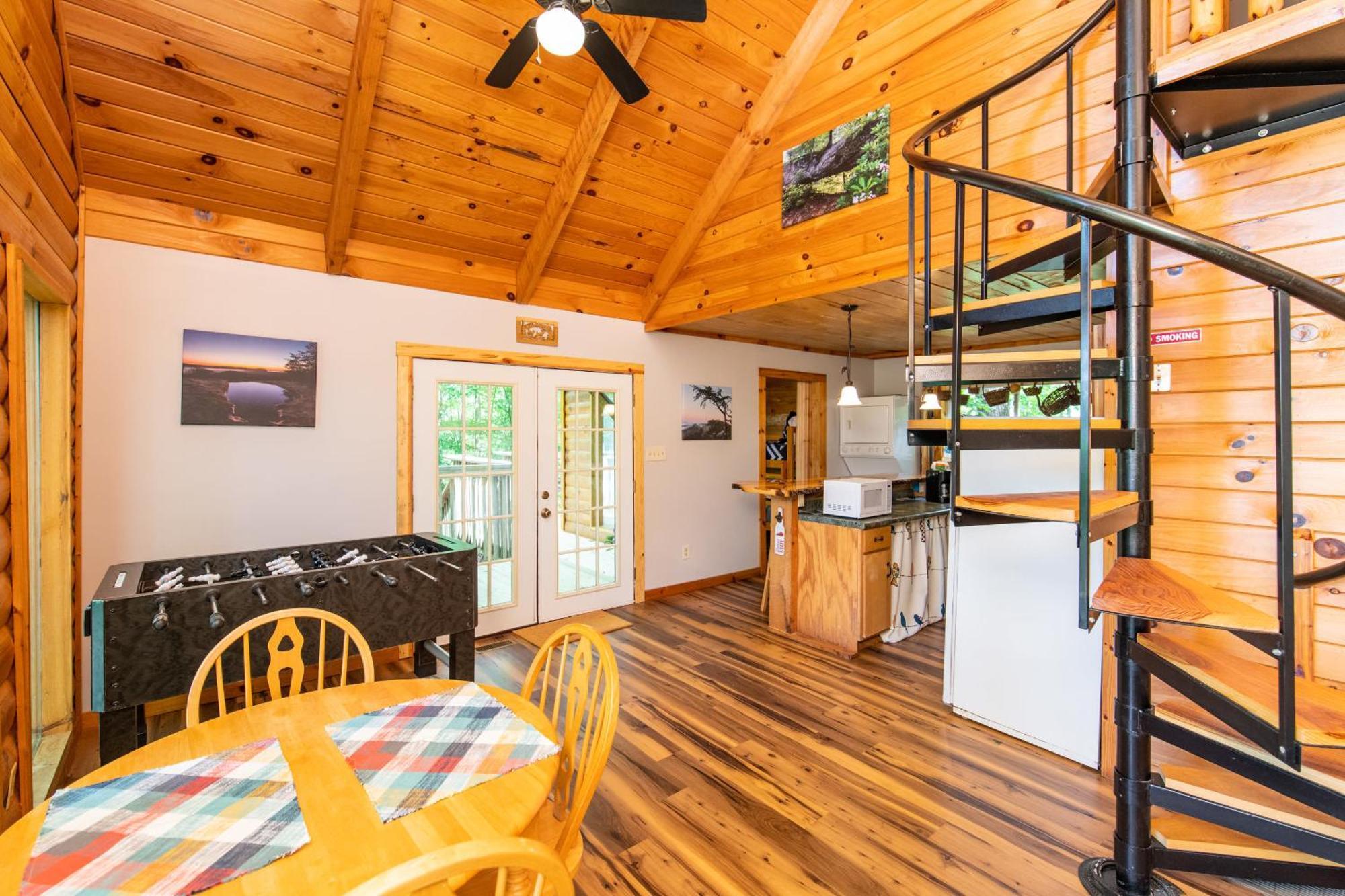 Gorgeous View Cabin Rogers Екстер'єр фото